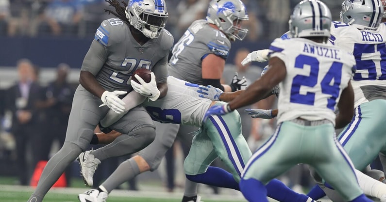 NFL: Detroit Lions at Dallas Cowboys