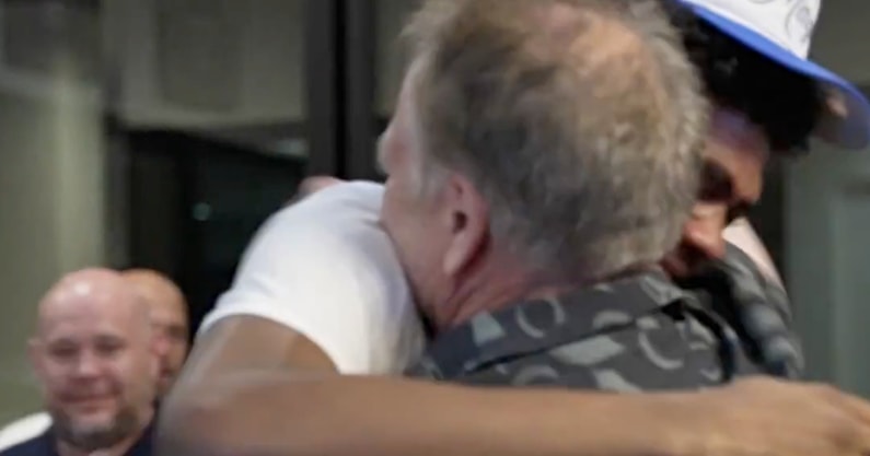 jase hug 2
