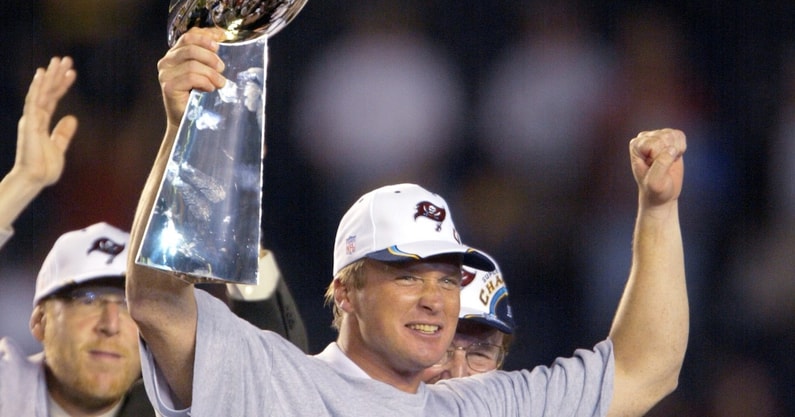 jon-gruden-praises-smu-qb-kevin-jennings-at-manning-passing-academy