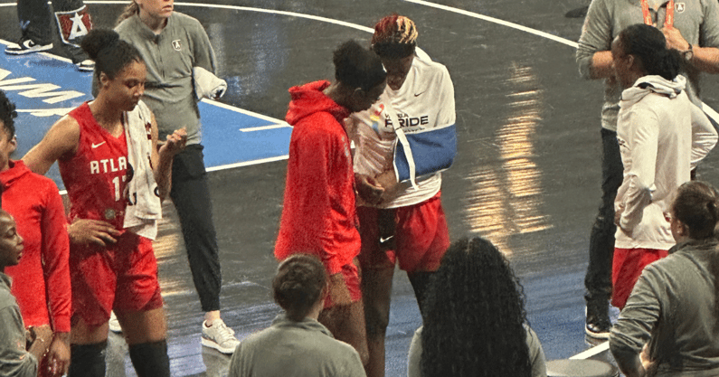 rhyne-howard-seen-in-arm-sling-following-injury-vs-new-york-liberty