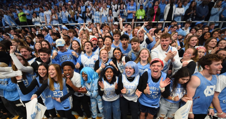 North Carolina Tar Heels fans