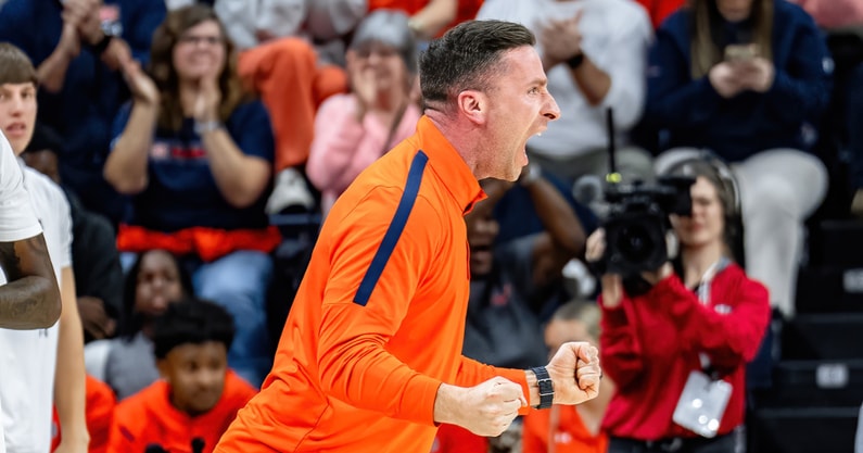 Steven Pearl (Photo by Auburn Live)