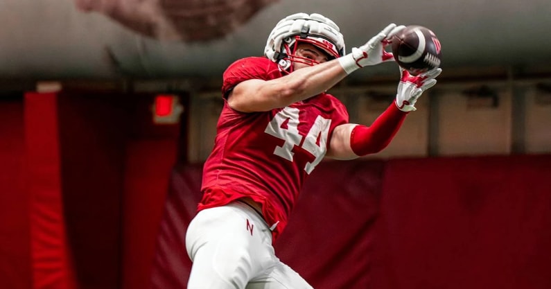 Nebraska football tight end Luke Lindenmeyer