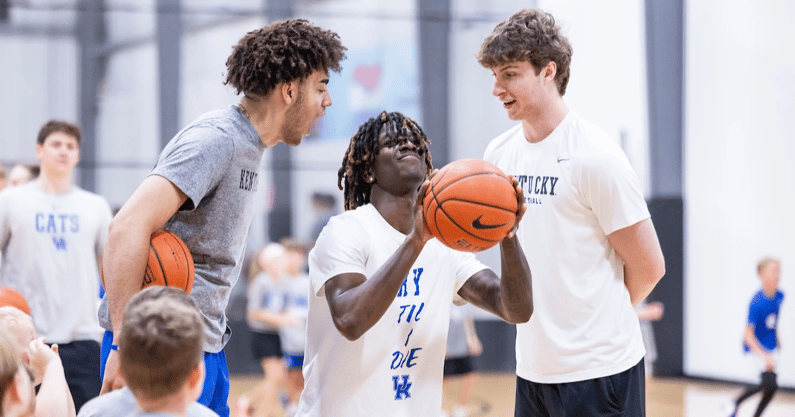 Malachi Moreno (left), Denzel Aberdeen (middle), and Reece Potter - Chet White, UK Athletics