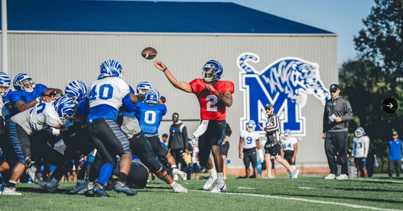 Memphis QB Brendon Lewis