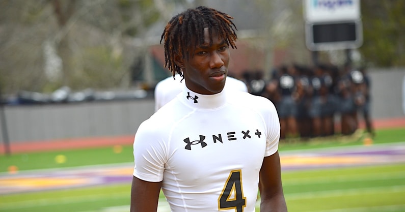 ole-miss-football-recruiting-set-for-pivotal-decisions-around-4th-of-july