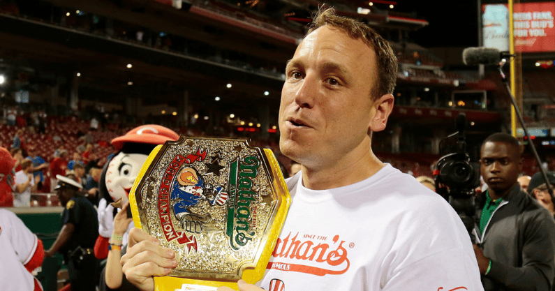 Joey-Chestnut-dominates-in-return-wins-Nathans-Hot-Dog-Eating-Contest-on-July-4th
