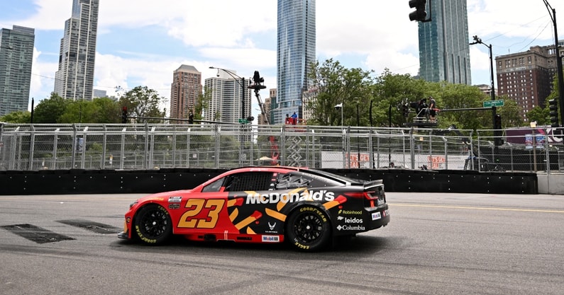 Bubba Wallace (22)