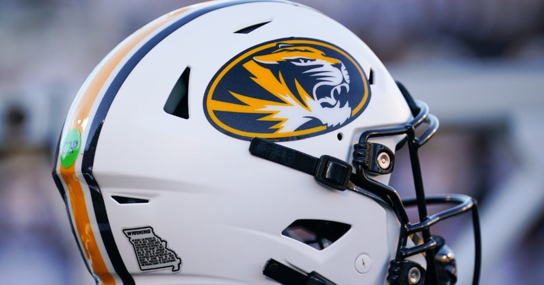 Missouri Helmet