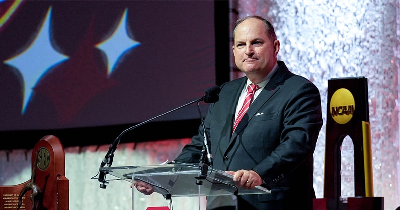 Oklahoma athletic director Joe Castiglione retirement