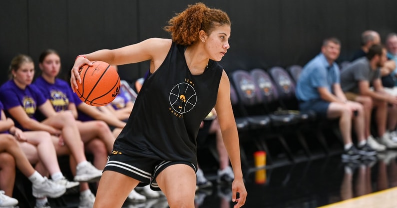 UCF transfer Emely Rodriguez could be an underrated player in the Big Ten this season. (Photo by Dennis Scheidt)