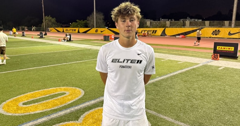 Kentucky commit quarterback Matt Ponatoski at the 2025 Elite 11 Finals. (Photo by: Max Torres/ScoopDuckOn3)