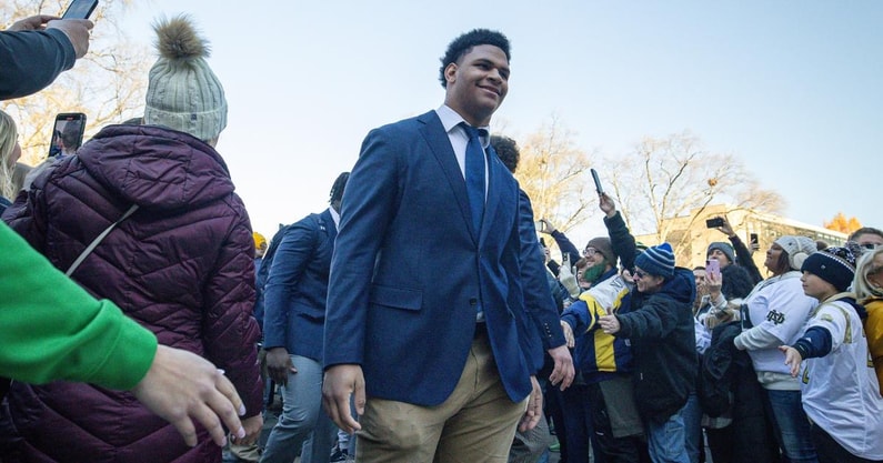 Notre Dame offensive lineman Charles Jagusah
