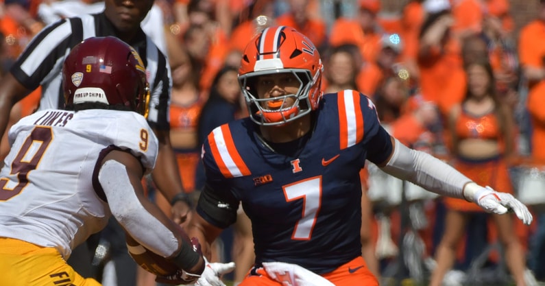 NCAA Football: Central Michigan at Illinois