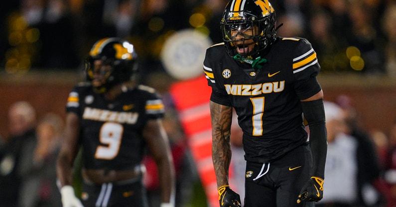 NCAA Football: Oklahoma at Missouri