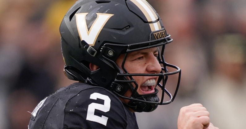 Vanderbilt QB Diego Pavia