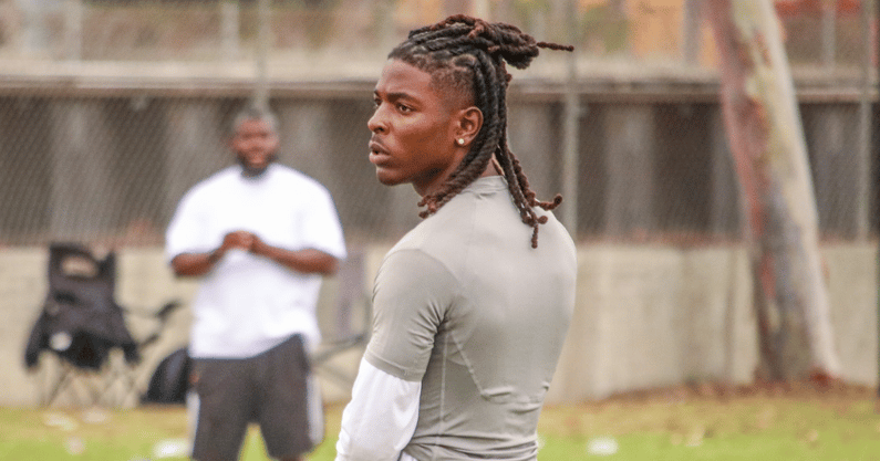 2026 cornerback Deon Jackson