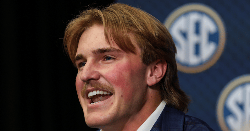 Whit-Weeks-injury-update-LSU-LB-shares-where-he-stands-in-recovery-after-surgery
