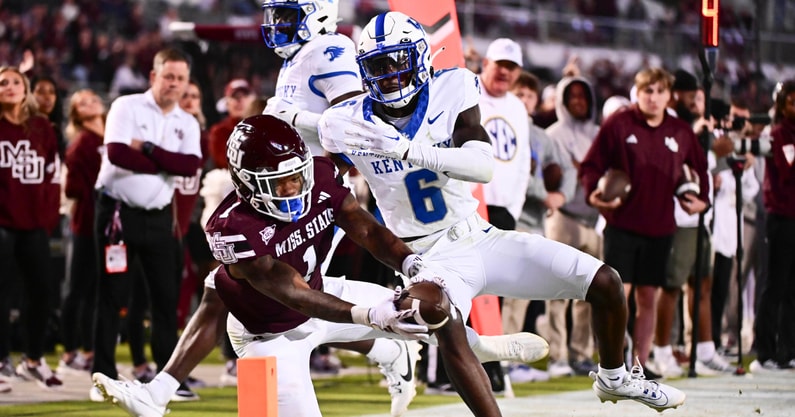Nov 4, 2023; Starkville, Mississippi, USA;Mississippi State Bulldogs wide receiver Zavion Thomas (1) dives for the endzone while defended by Kentucky Wildcats defensive back Jonquis Hardaway (6) during the fourth quarter at Davis Wade Stadium at Scott Field. Mandatory Credit: Matt Bush-Imagn Images