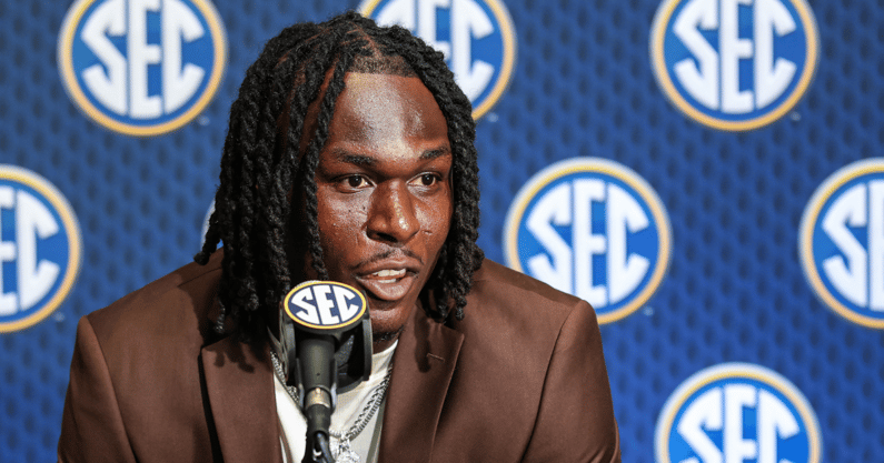 Alabama LB Deontae Lawson