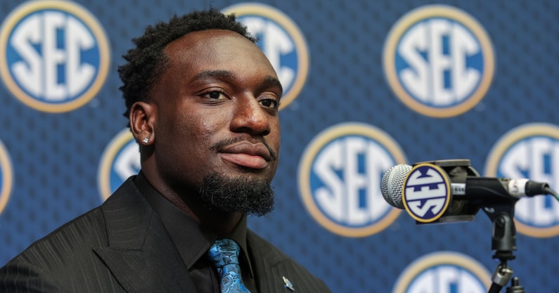 Kentucky LB Alex Afari at SEC Media Days, via Jordan Godfree-Imagn Images