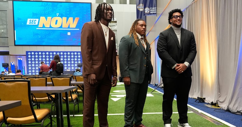 Alabama's Deontae Lawson, Tim Keenan and Kadyn Proctor