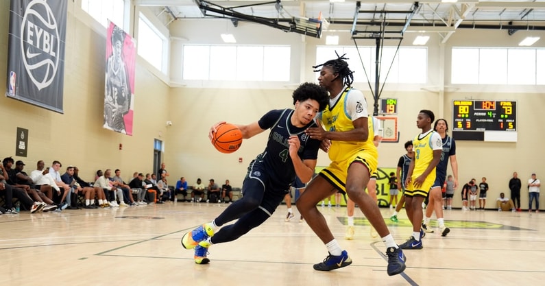 July 15, 2025; North Augusta, South Carolina, USA; Oakland Soldiers Tyran Stokes (4) moves towards the basket during the Oakland Soldiers and Team Final game at Nike EYBL Peach Jam at Riverview Park Activities Center. The Oakland Soldiers won 86-75. Mandatory Credit: Katie Goodale - Augusta Chronicle/USA TODAY NETWORK