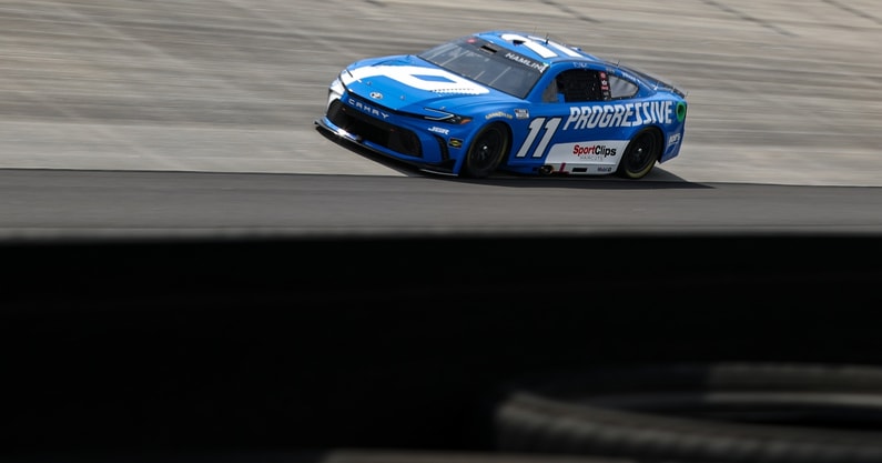 Denny Hamlin wins Dover