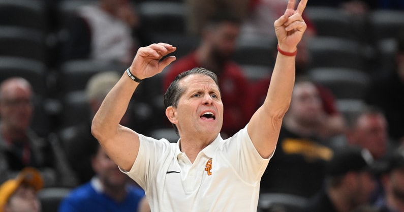 USC Trojans head coach Eric Musselman calls out a play during the second half against the Rutgers Scarlet Knights at Gainbridge Fieldhouse