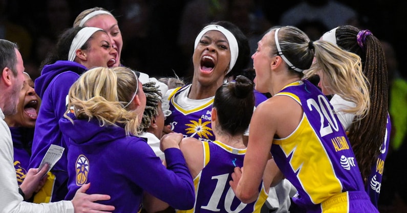 Sparks-forward-Rickea-Jackson-stuns-Liberty-with-buzzer-beating-layup