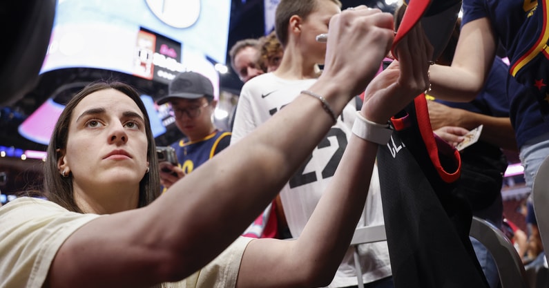 WNBA: Indiana Fever at Chicago Sky