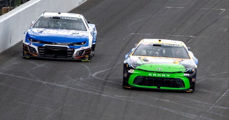 Kyle Larson Bubba Wallace