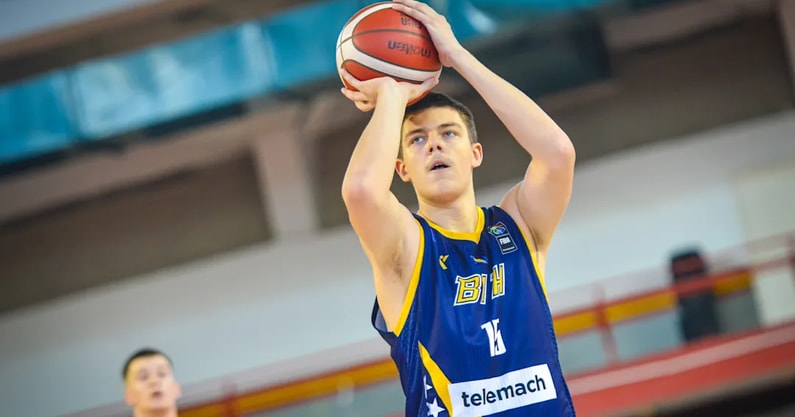 images_voltaxMediaLibrary_mmsport_hoosiers_now_01k18w4epfq7fce8jj8a