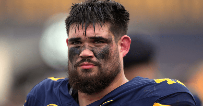 Cal defensive lineman Aidan Keanaaina