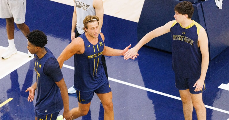 Carson Towt practices at Notre Dame