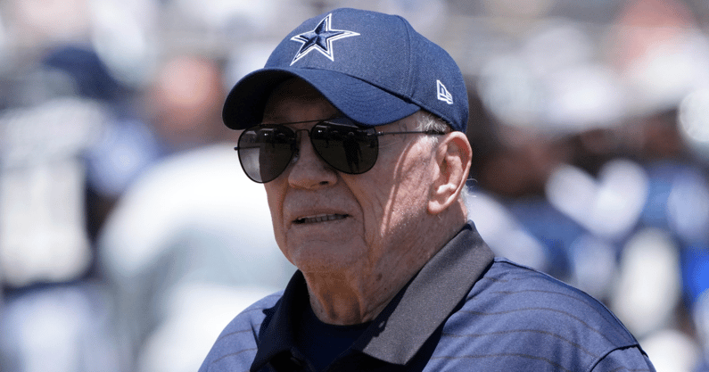 jerry jones (1)