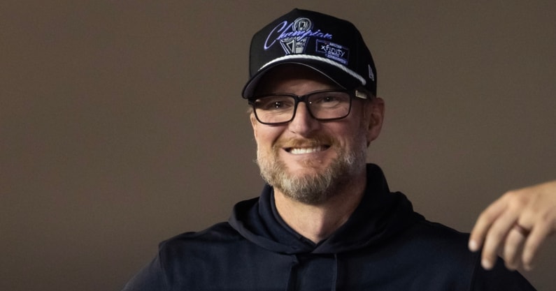 Dale Earnhardt Jr (22)