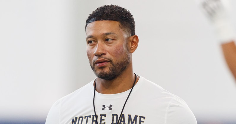 Marcus-Freeman-outlines-criteria-to-determine-Notre-Dame-starting-quarterback