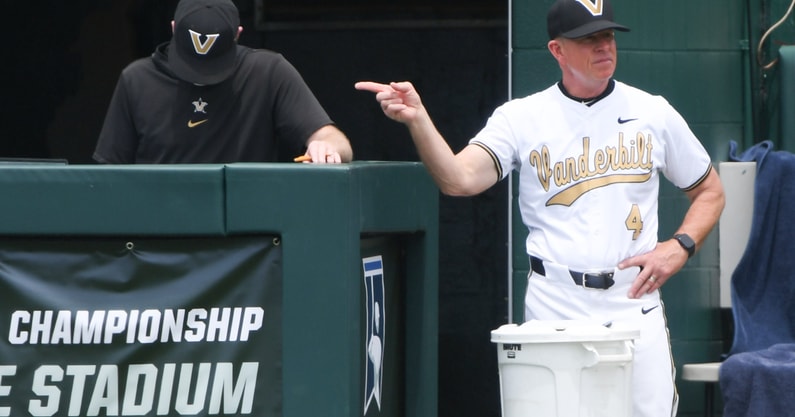 NCAA Baseball: Clemson Regional-Vanderbilt vs Coastal Carolina