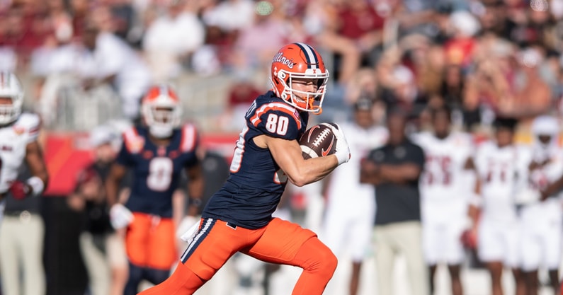 NCAA Football: Citrus Bowl-South Carolina at Illinois