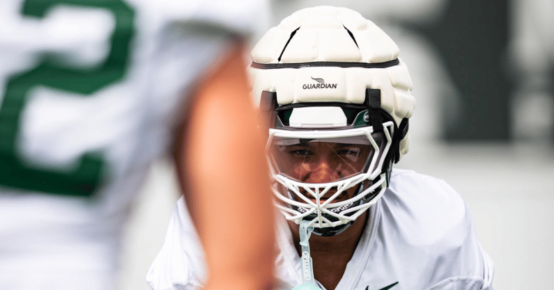 Michigan State linebacker Darius Snow in his custom "Snow Mask" (photo courtesy of Darius Snow via Twitter).