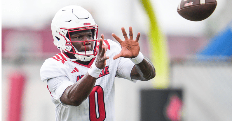 Louisville Cardinals' senior wide receiver Chris Bell (0) during a recent practice on August 4, 2025 before the start of the 2025 football season. In 2024, Bell had 43 receptions for 737 yards with four touchdowns. He averaged 17.1 yards per catch.