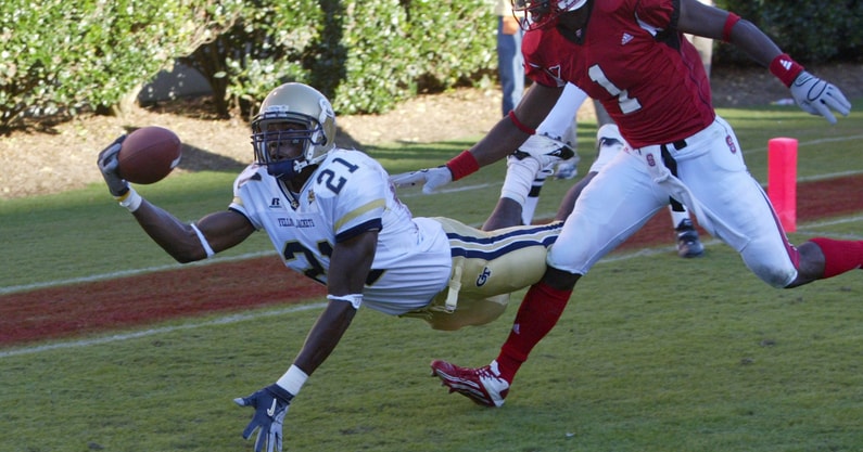 2004 NCAA Football: Ga. Tech Yellow Jackets at N.C. State Wolfpack