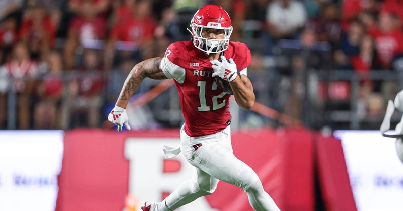 Rutgers Scarlet Knights tight end Kenny Fletcher versus Howard.