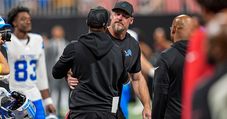 Detroit Lions HC Dan Campbell and Atlanta Falcons HC Raheem Morris