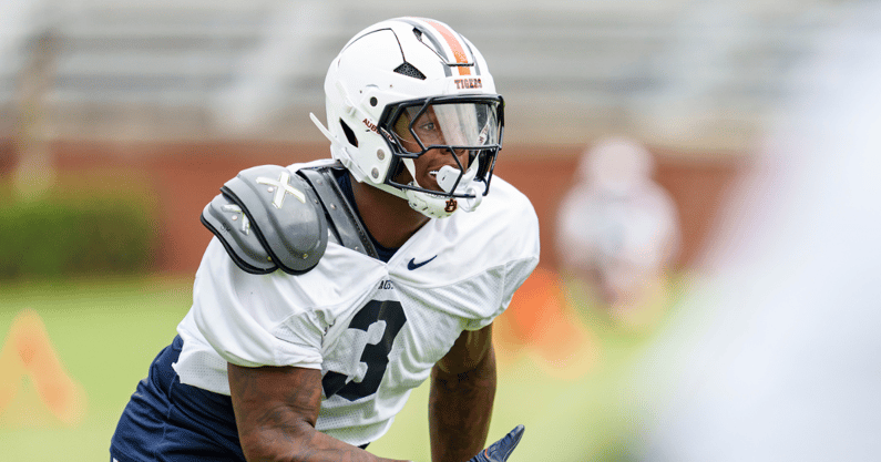 Chris Murray (Photo by Auburn Athletics)