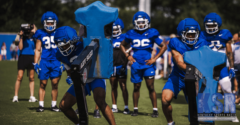 Kentucky running backs hit the sled at Fan Day, via Aaron Perkins, KSR