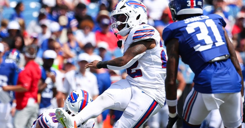 Ray Davis drills a PAT in a preseason game, via the Buffalo Bills