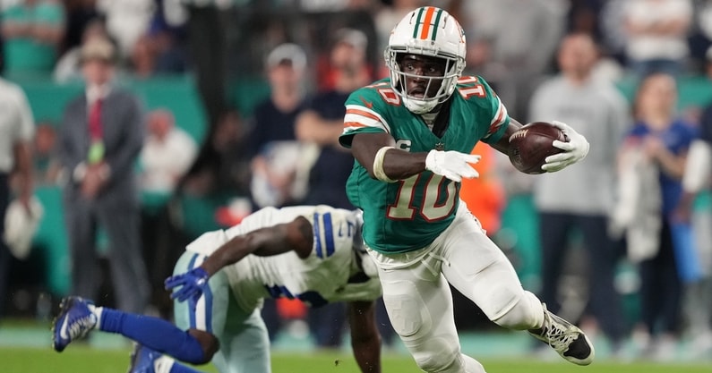 Tyreek Hill trade rumors: Multiple NFL teams reportedly monitoring future with Dolphins
