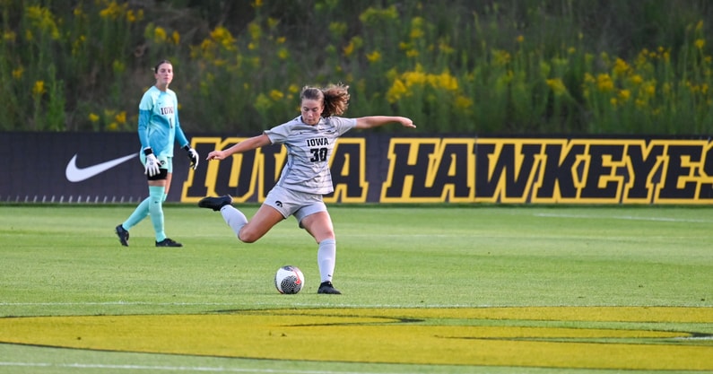 Iowa defender Millie Greer will be ones of the team's leaders in 2025. (Photo by Dennis Scheidt)